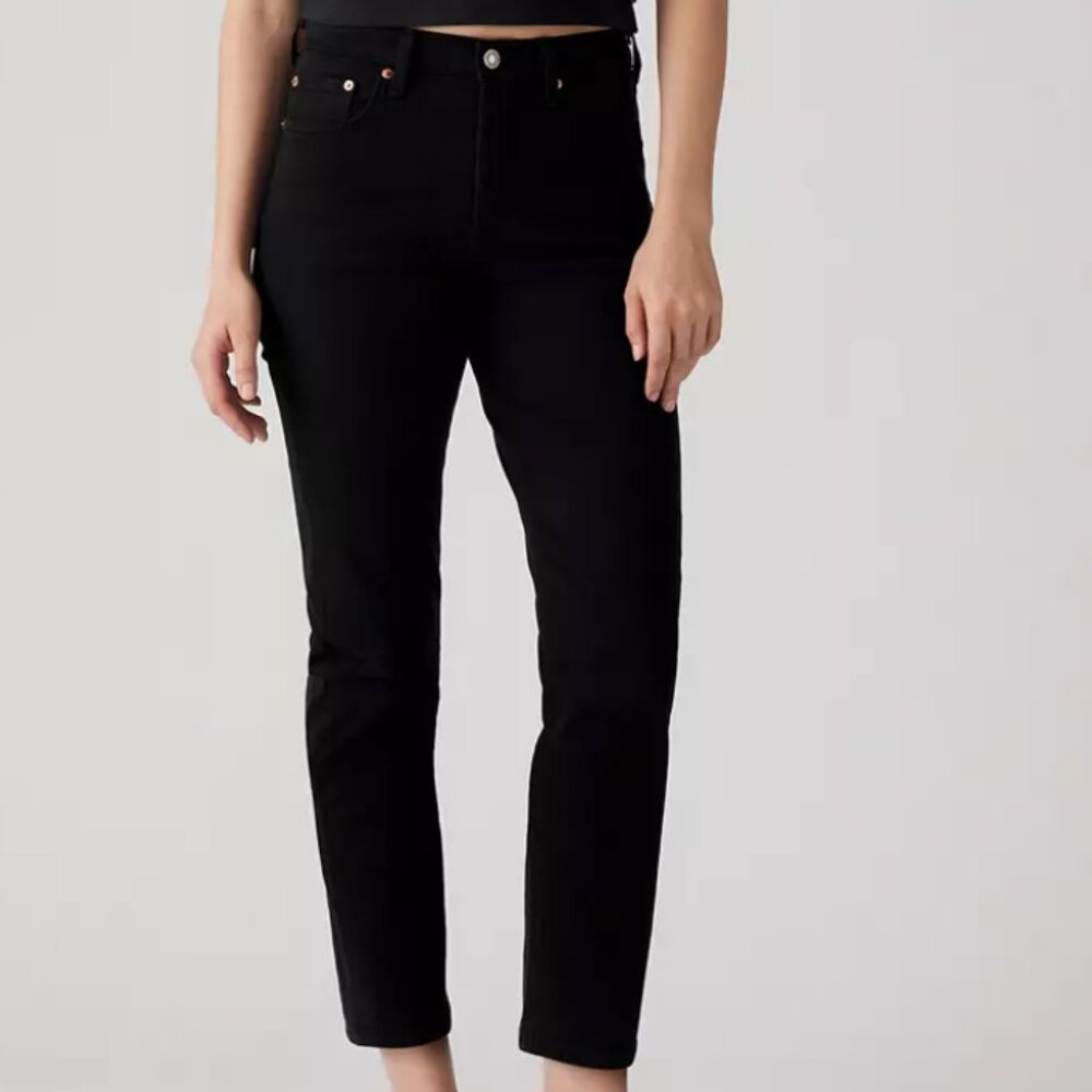 Levi's 501 Original Cropped Jean in Black Sprout Waist 28 Inseam 26